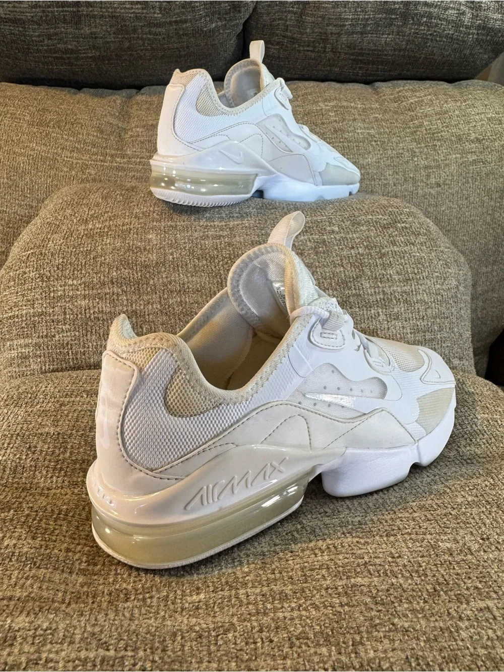 Nike Air Max Infinity 2 Women’s White/Photon Dust CU9453-100 Size 8.5